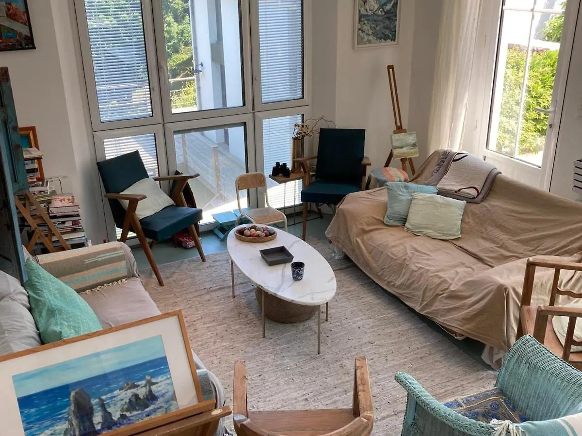Villa Boheme Chic A Sauzon Avec Vue Mer Et Wifi - Fr-1-418-174 France