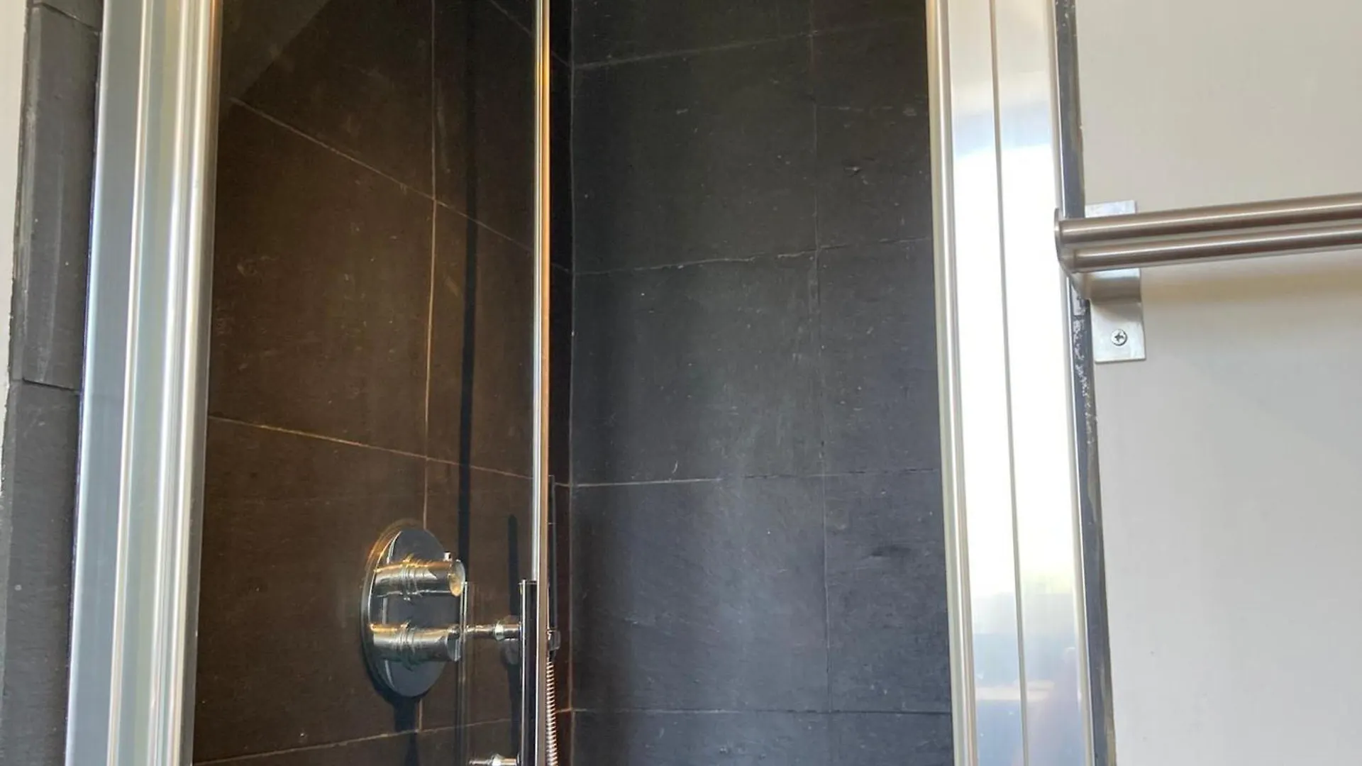 Villa Boheme Chic A Sauzon Avec Vue Mer Et Wifi - Fr-1-418-174 France